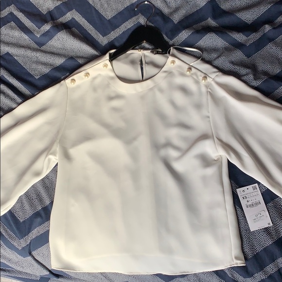 White pearl blouse (ZARA) - Picture 1 of 3